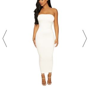 Naked Wardrobe Meant Tu-be Maxi